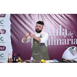 Aula de Culinária do Clube Curitibano destaca sabores do mar e da primavera